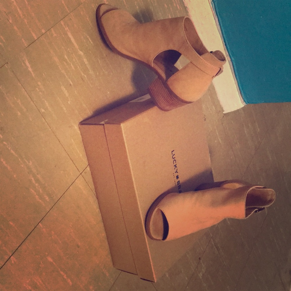 Lucky brand ankle booties